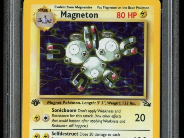 PSA 9 Magneton 11/62 Holo 1st Edition - Fossil